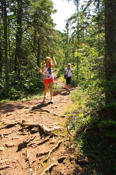 the trail to horseshoe harbor